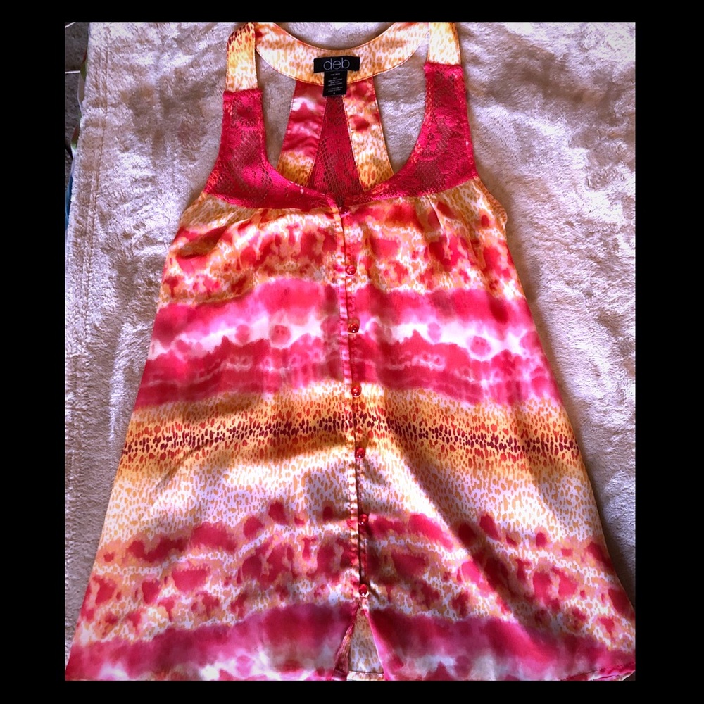 NWOT‼️ Debs Sheer Top